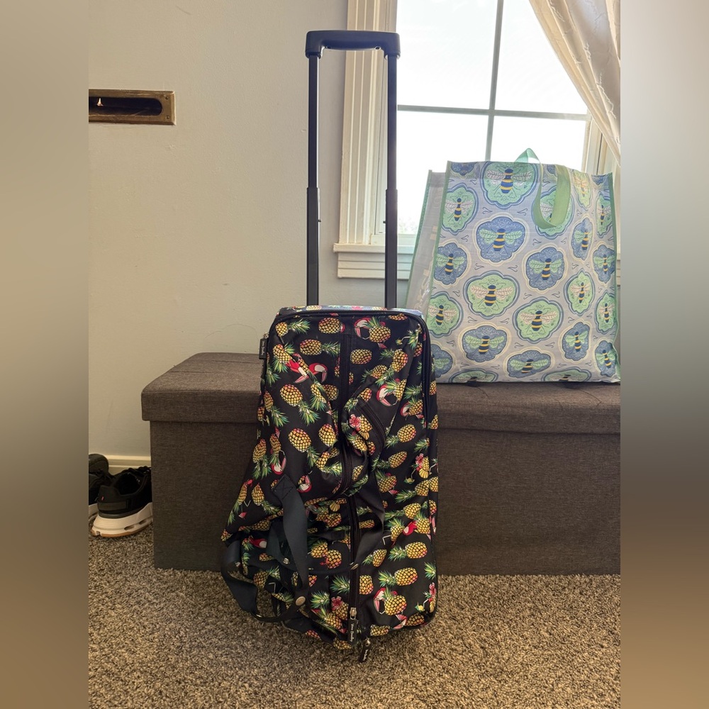 Vera Bradley Adair Pineapple Navy Rolling Duffel